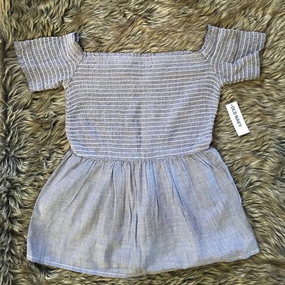 NWT Off shoulder shirt - Picture 1 of 3